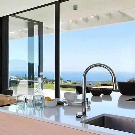 Espectacular Con Interior De Ensueno * Girona