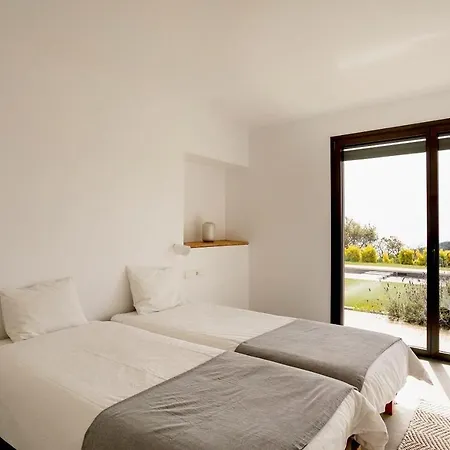 Espectacular Con Interior De Ensueno * Girona